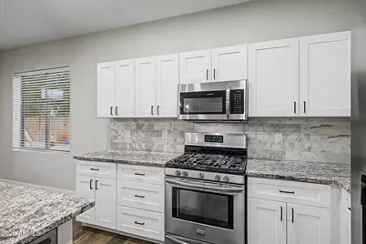 353 E Chelsea Drive, San Tan Valley, AZ 85140 - Photo 2