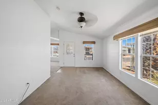 10960 N 67th Ave, Glendale, AZ 85304 - Photo 8