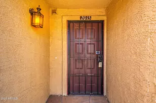 653 W Guadalupe Rd, Mesa, AZ 85210 - Photo 2