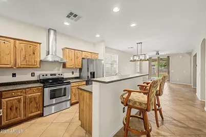 15352 W Wethersfield Road, Surprise, AZ 85379 - Photo 12