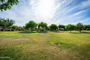 15352 W Wethersfield Rd, Surprise, AZ 85379 - Photo 40