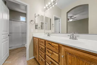 15352 W Wethersfield Road, Surprise, AZ 85379 - Photo 18
