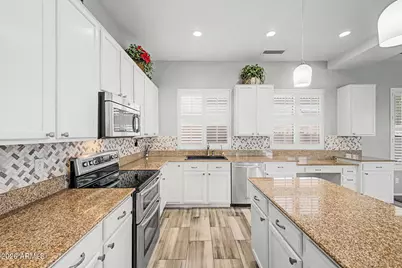 10455 E Medina Avenue, Mesa, AZ 85209 - Photo 16