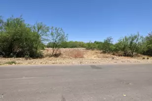 6205 S 121st Ave, Tolleson, AZ 85353 - Photo 1
