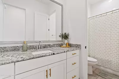 9412 S 41st Drive, Laveen, AZ 85339 - Photo 32