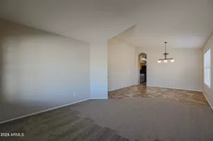 10269 W Patrick Ln, Peoria, AZ 85383 - Photo 4