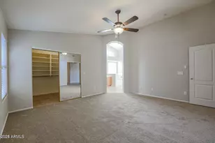 10269 W Patrick Ln, Peoria, AZ 85383 - Photo 16