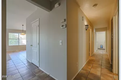 10269 W Patrick Lane, Peoria, AZ 85383 - Photo 18