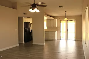 5425 N 74th Dr, Glendale, AZ 85303 - Photo 4