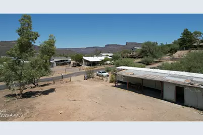 20621 E Emerald Drive, Black Canyon City, AZ 85324 - Photo 34