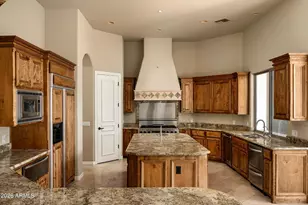 6243 E Camelback Rd, Scottsdale, AZ 85251 - Photo 8