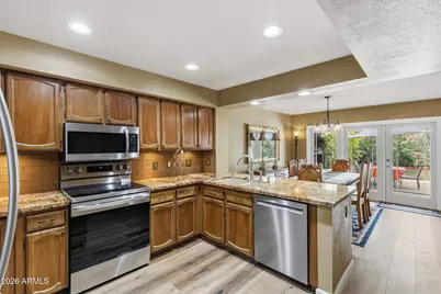 422 E Kerry Lane, Phoenix, AZ 85024 - Photo 4