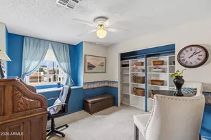 422 E Kerry Ln, Phoenix, AZ 85024 - Photo 40