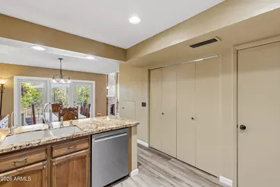 422 E Kerry Lane, Phoenix, AZ 85024 - Photo 32