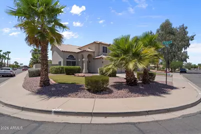 613 W Sereno Drive, Gilbert, AZ 85233 - Photo 2
