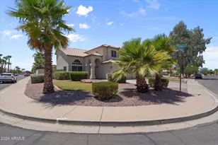 613 W Sereno Dr, Gilbert, AZ 85233 - Photo 2
