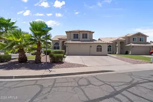 613 W Sereno Dr, Gilbert, AZ 85233 - Photo 1