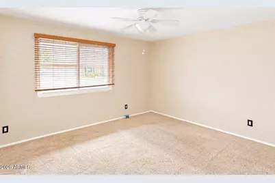 10819 W Canterbury Drive, Sun City, AZ 85351 - Photo 16