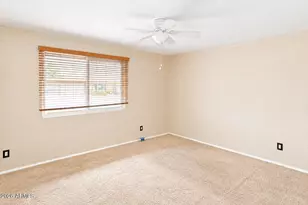10819 W Canterbury Dr, Sun City, AZ 85351 - Photo 16