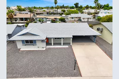 10819 W Canterbury Drive, Sun City, AZ 85351 - Photo 4