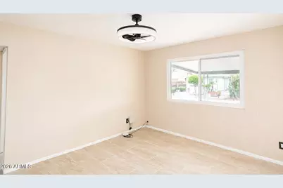 10819 W Canterbury Drive, Sun City, AZ 85351 - Photo 12