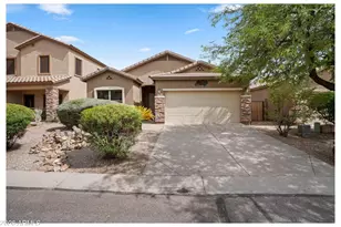 98 W Desert Vista Trail, San Tan Valley, AZ 85143 - Photo 2
