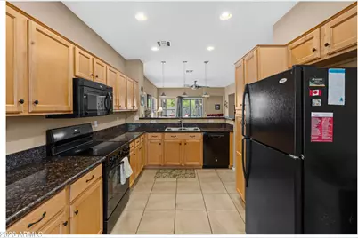 98 W Desert Vista Trail, San Tan Valley, AZ 85143 - Photo 22