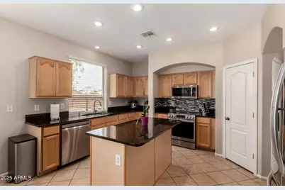 9123 W Heber Road, Tolleson, AZ 85353 - Photo 10