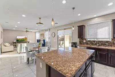 14901 W Dreyfus Street, Surprise, AZ 85379 - Photo 16
