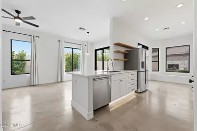 26428 N 42nd Place, Phoenix, AZ 85050 - Photo 6