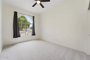 26428 North 42nd Pl, Phoenix, AZ 85050 - Photo 16