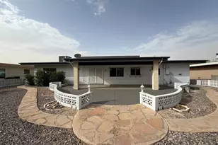 10922 W Welk Dr, Sun City, AZ 85373 - Photo 2
