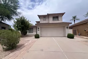 218 E Sunburst Ln, Tempe, AZ 85284 - Photo 1