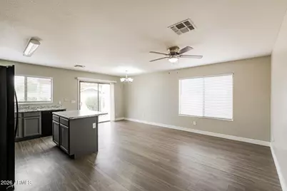 8152 N 88th Lane, Peoria, AZ 85345 - Photo 8