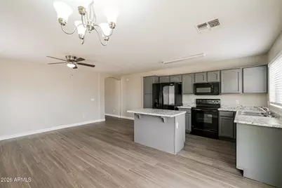 8152 N 88th Lane, Peoria, AZ 85345 - Photo 6