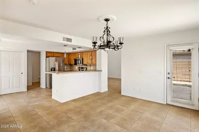 163 W Monona Drive, Phoenix, AZ 85027 - Photo 6