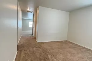 19577 W Badgett Ln, Litchfield Park, AZ 85340 - Photo 4