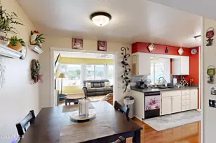 9205 W Long Hills Dr, Sun City, AZ 85351 - Photo 12