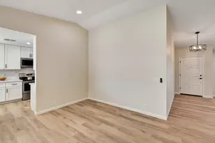 7331 W Windrose Dr, Peoria, AZ 85381 - Photo 10