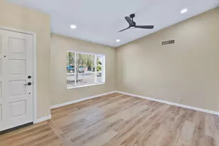7331 W Windrose Dr, Peoria, AZ 85381 - Photo 8