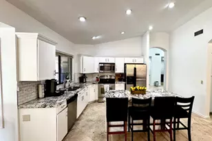 1502 W Antiqua Dr, Gilbert, AZ 85233 - Photo 4