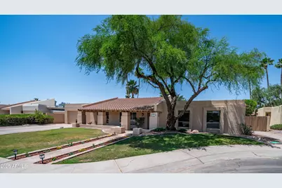 7628 N Via De La Siesta Lane #SIESTA, Scottsdale, AZ 85258 - Photo 2