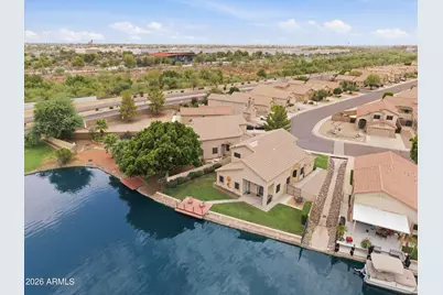 8710 W Lisbon Lane, Peoria, AZ 85381 - Photo 10