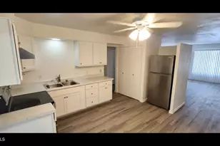3133 E Glenrosa Ave, Phoenix, AZ 85018 - Photo 2