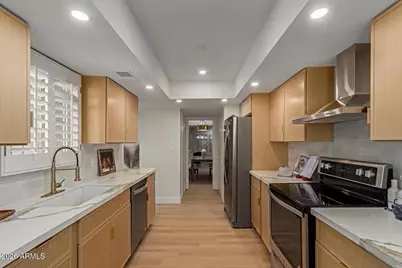 5513 N 5th Drive, Phoenix, AZ 85013 - Photo 8