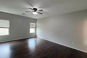 689 E Springfield Pl, Chandler, AZ 85286 - Photo 8