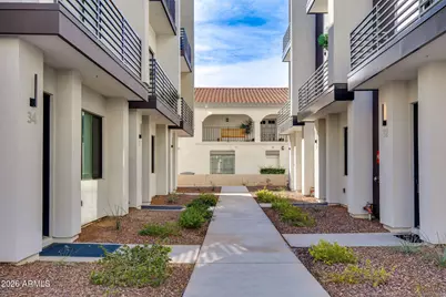 4220 N 32nd Street #7, Phoenix, AZ 85018 - Photo 2