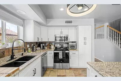 524 W Naranja Avenue, Mesa, AZ 85210 - Photo 8