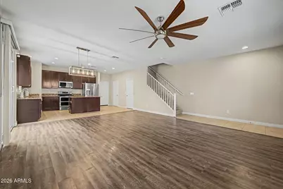 7829 W Pike Place, Phoenix, AZ 85035 - Photo 4