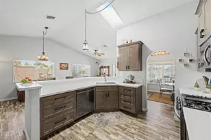 20439 N 110th Ave, Sun City, AZ 85373 - Photo 10